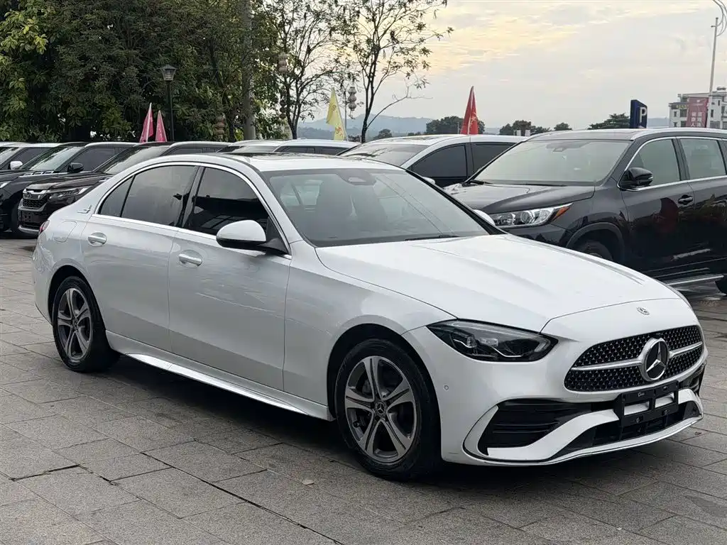 Mercedes-Benz C-Class 2022 — фото 3