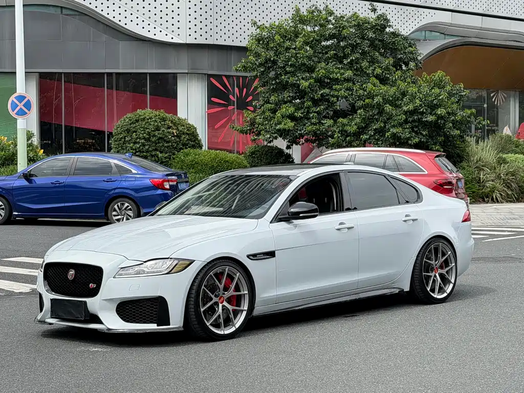 Jaguar XF 2017