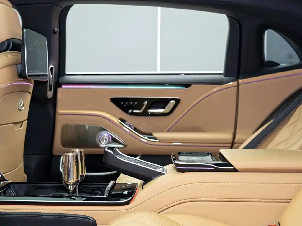 Mercedes-Benz Maybach S-Class 2023 — фото 23