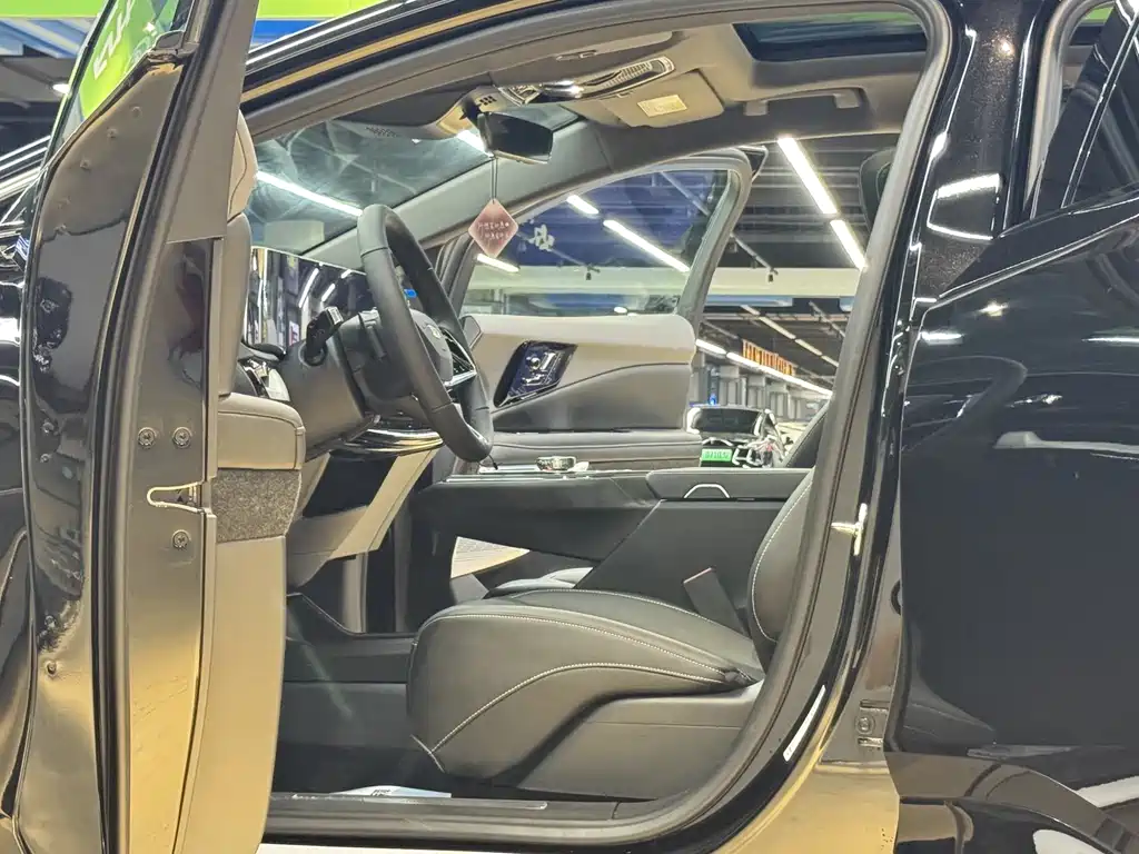 Cadillac IQ 2026