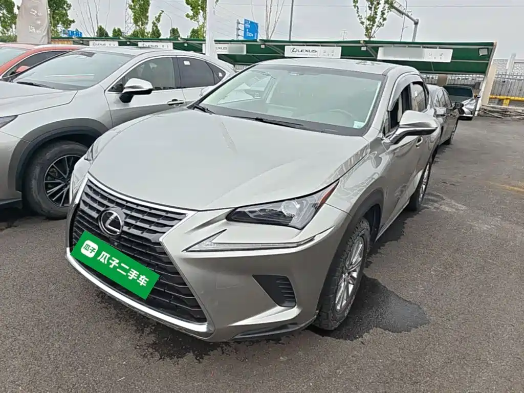 Lexus NX 2018 — фото 2