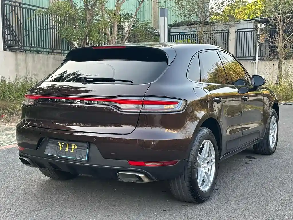 Porsche Macan 2022 — фото 9