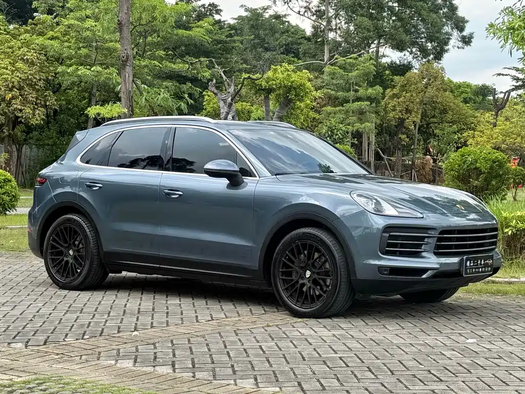 Porsche Cayenne 2019 — фото 3