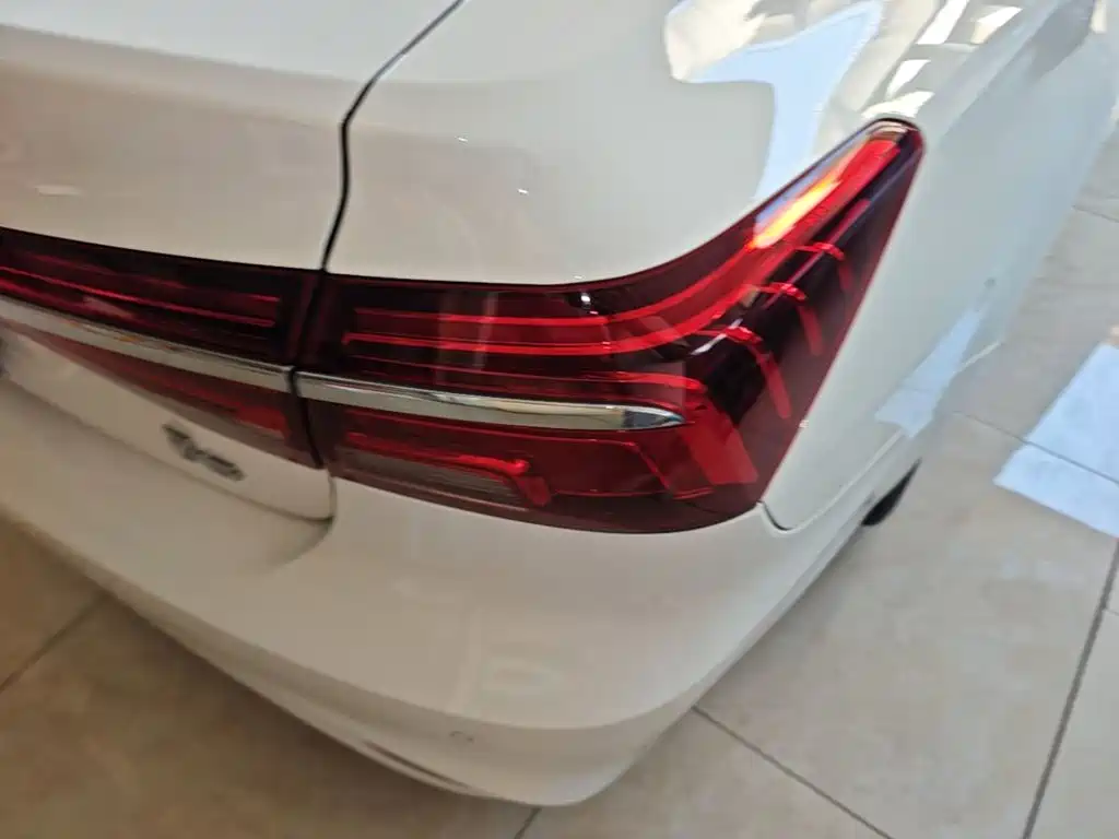 Roewe i6 Classic 2021 — фото 8