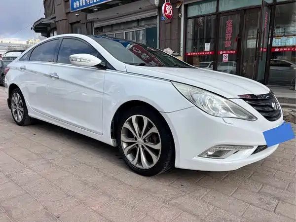 Hyundai Sonata 2013