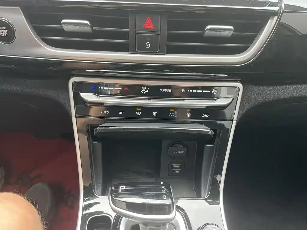 Kia KX3 Proud Running 2021