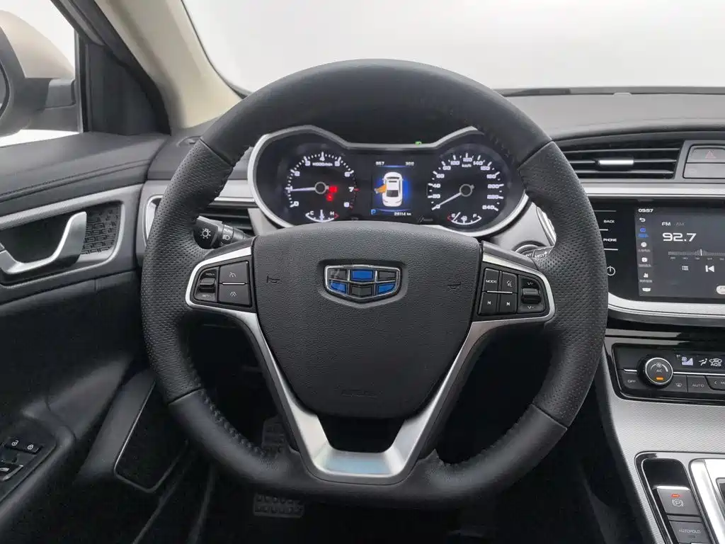 Geely Emgrand GL 2018 — фото 11