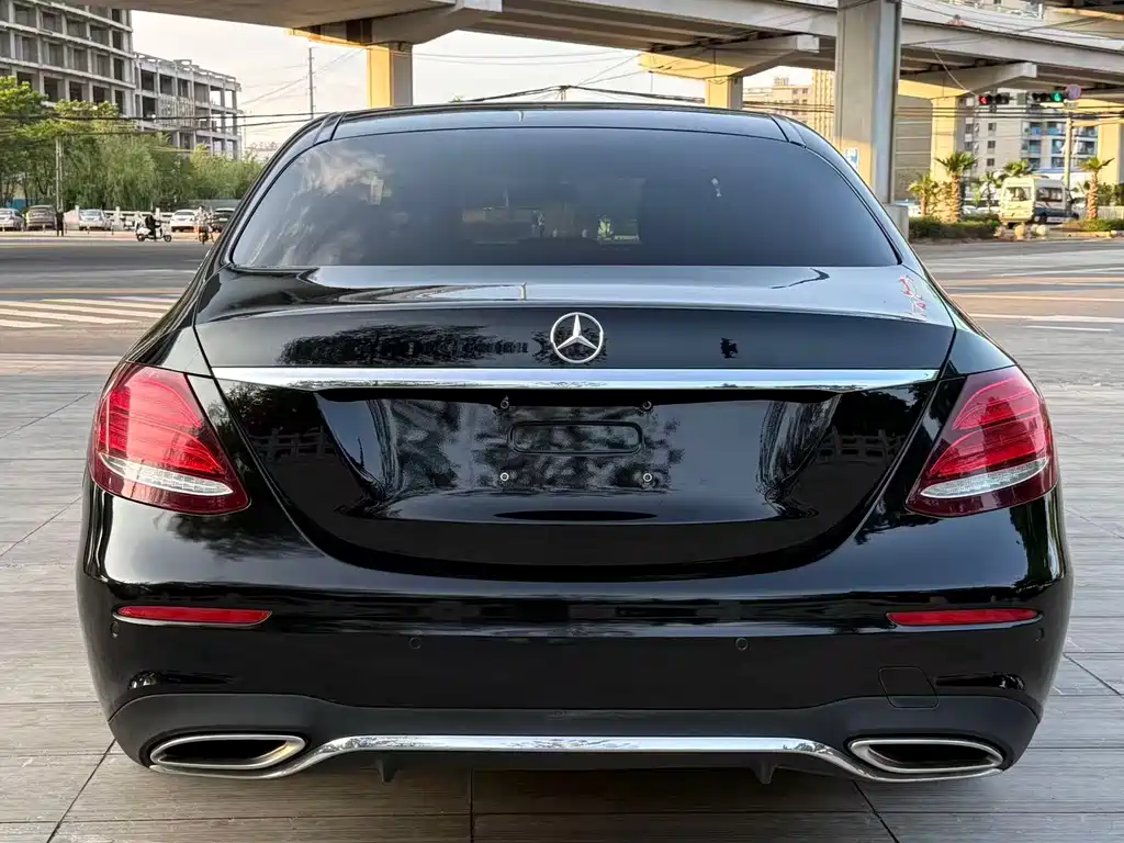 Mercedes-Benz E-Class 2019 — фото 8
