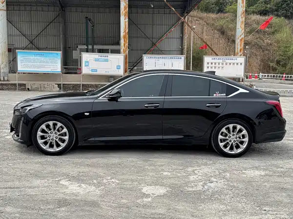 Cadillac CT5 2022