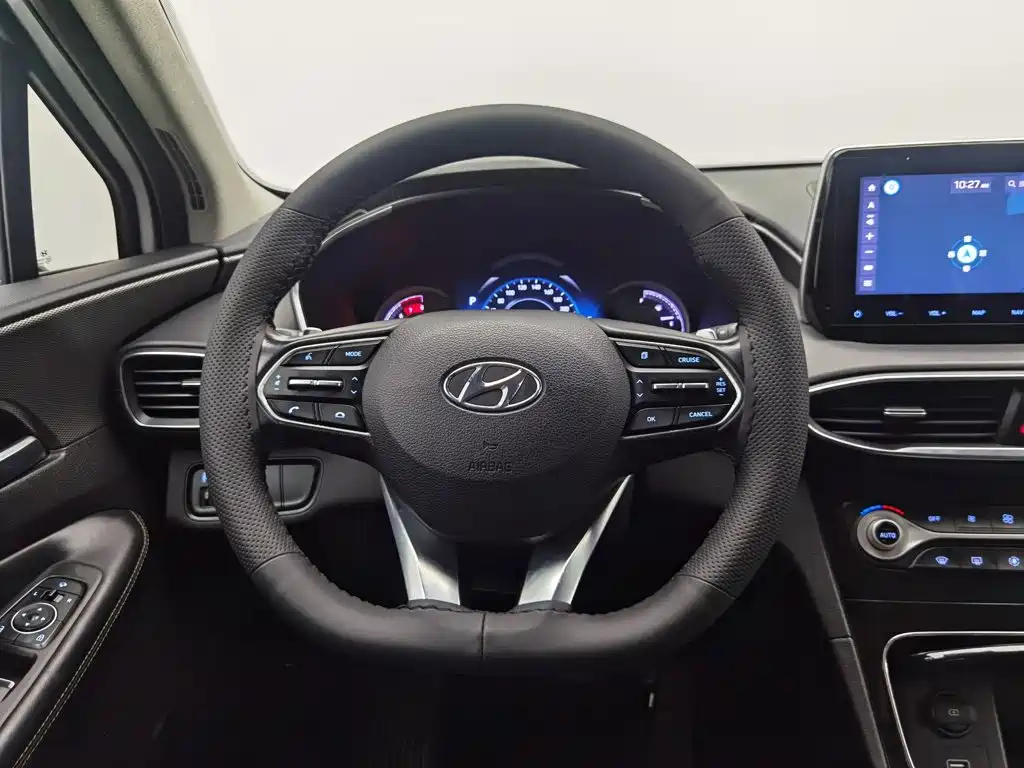 Hyundai Santa Fe 2020 — фото 11