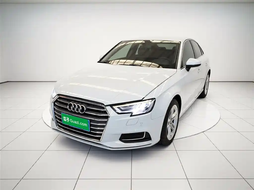 Audi A3 2020 — фото 2