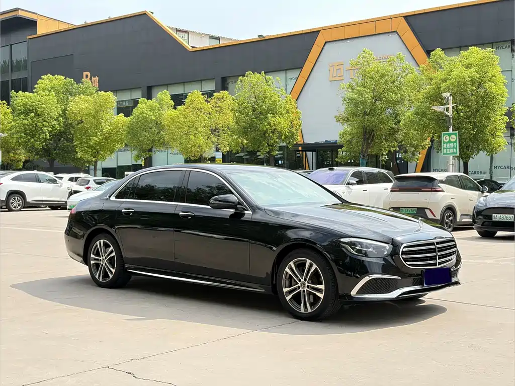 Mercedes-Benz E-Class 2021 — фото 3