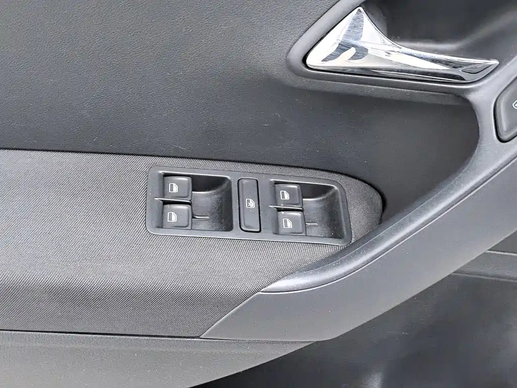 Volkswagen Polo 2017 — фото 9