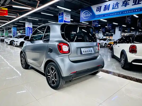 smart fortwo 2019