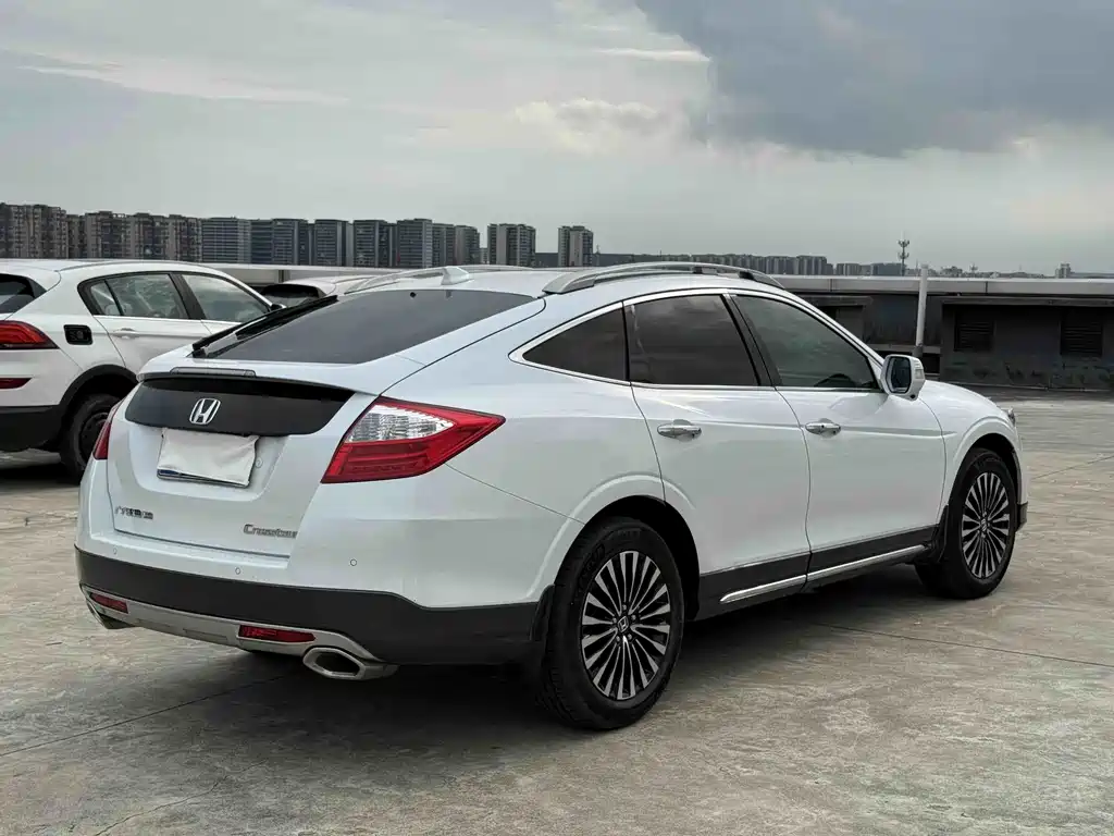 Honda Crosstour 2015 — фото 4
