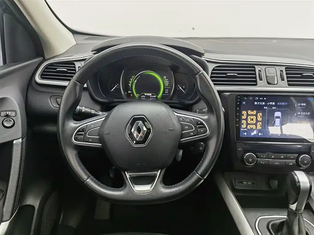 Renault Kadjar 2018 — фото 11