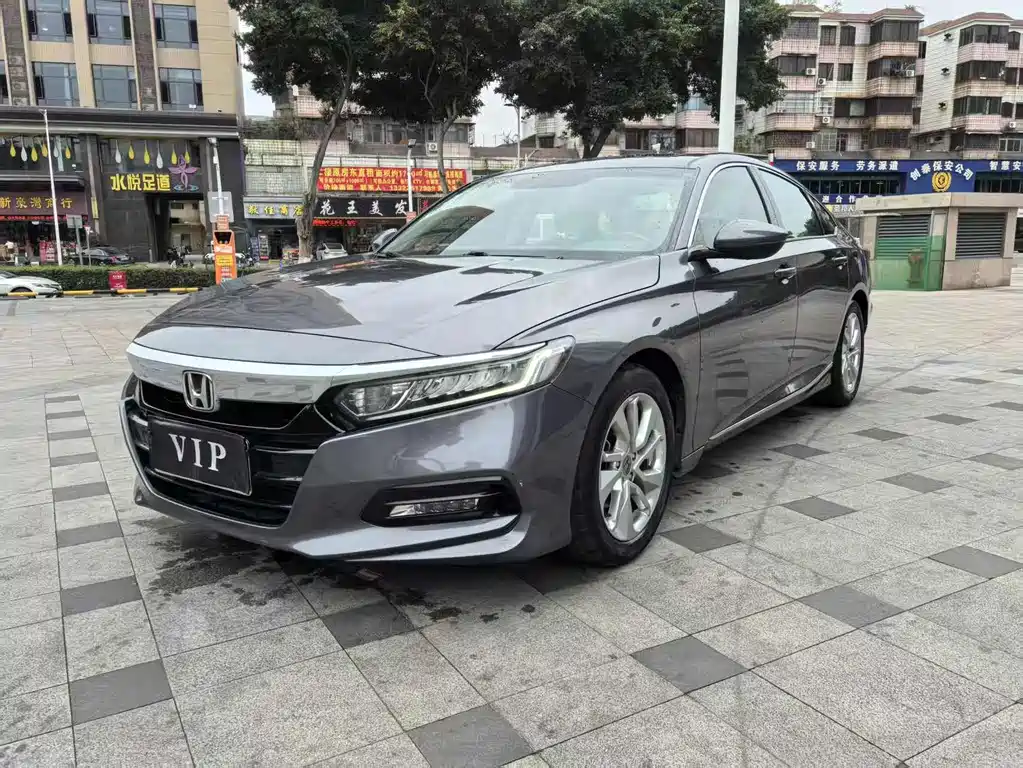 Honda Accord 2019 — фото 1