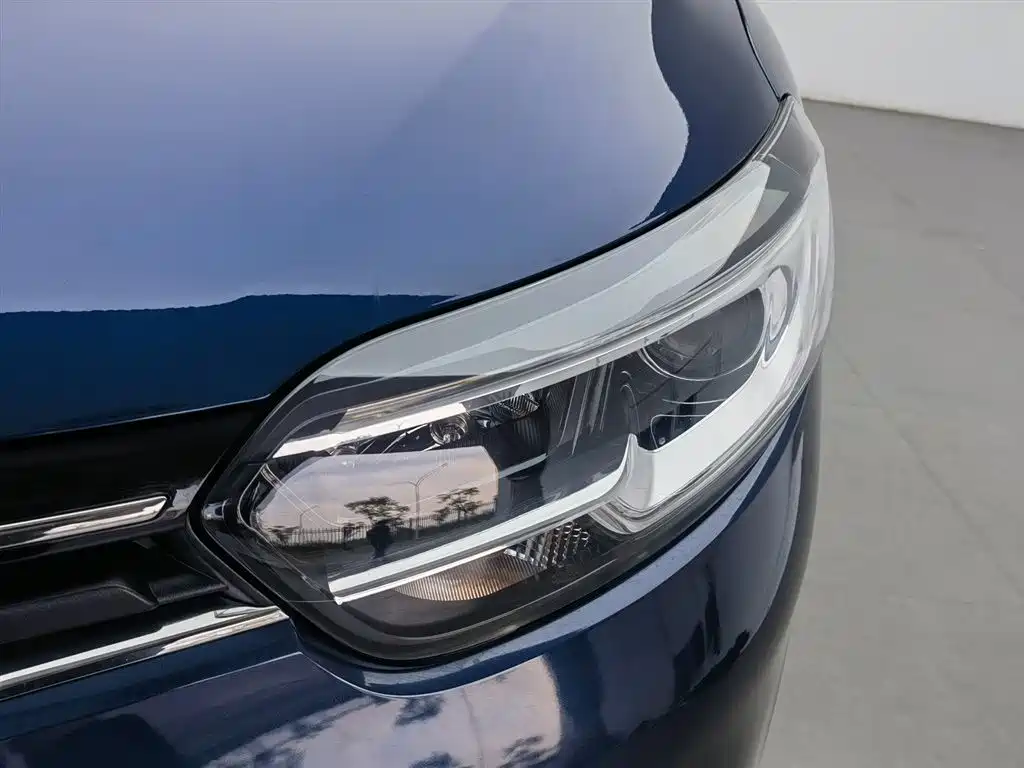Renault Kadjar 2018 — фото 7