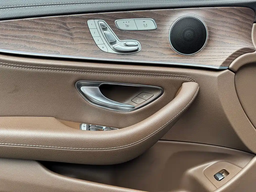 Mercedes-Benz E-Class 2020 — фото 5
