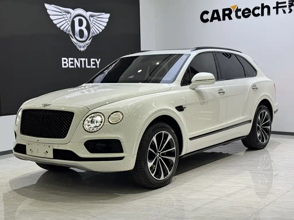Bentley Bentayga 2019 — фото 1
