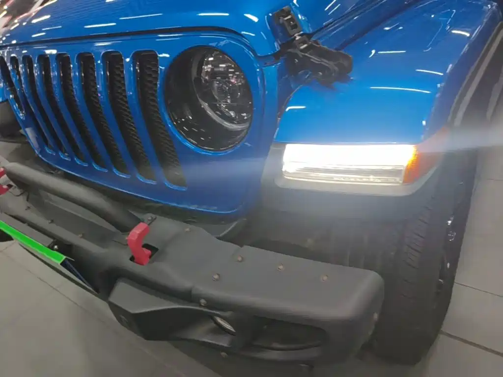 Jeep Wrangler 2024 — фото 18