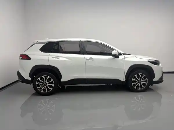 Toyota Frontlander 2023
