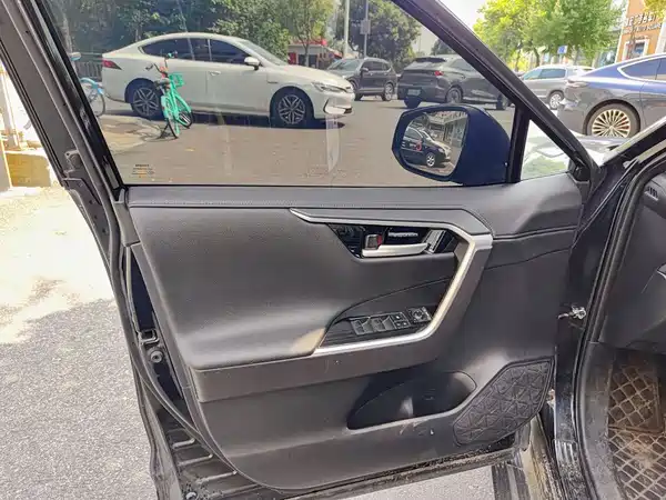 Toyota Wildlander 2022