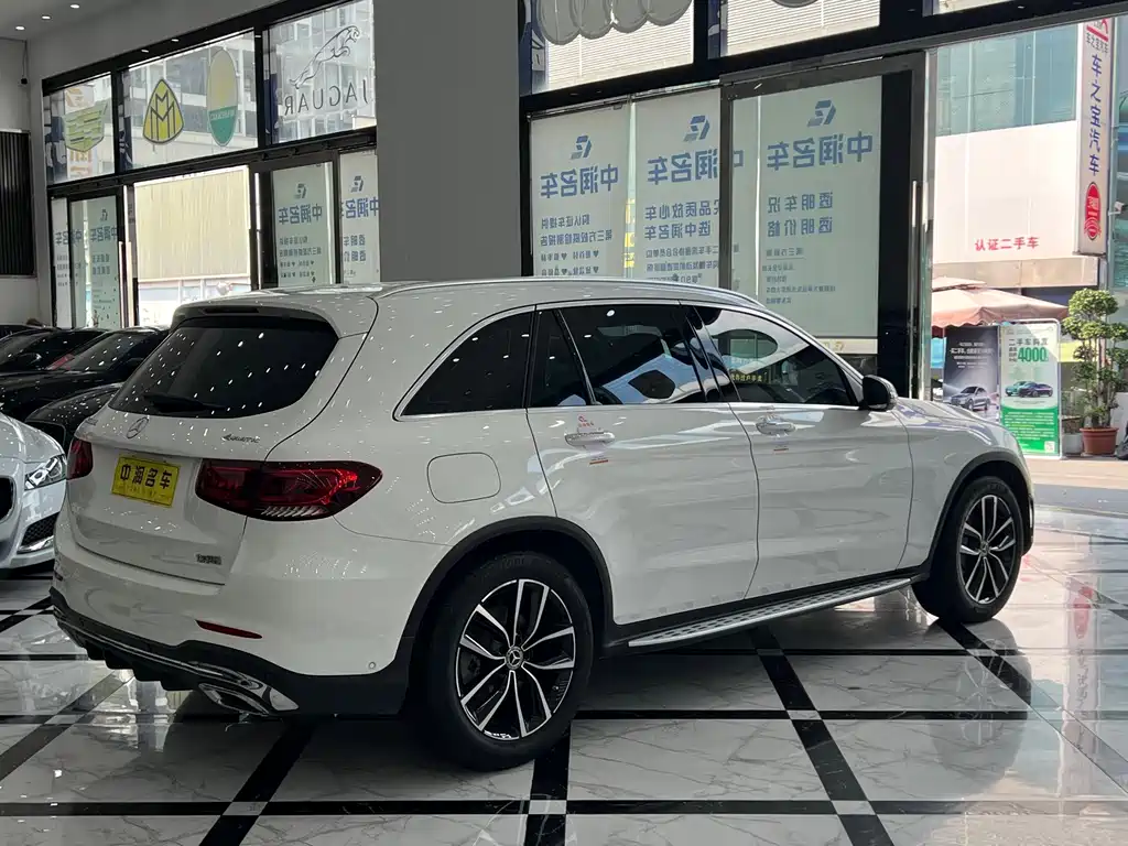 Mercedes-Benz GLC 2021 — фото 15