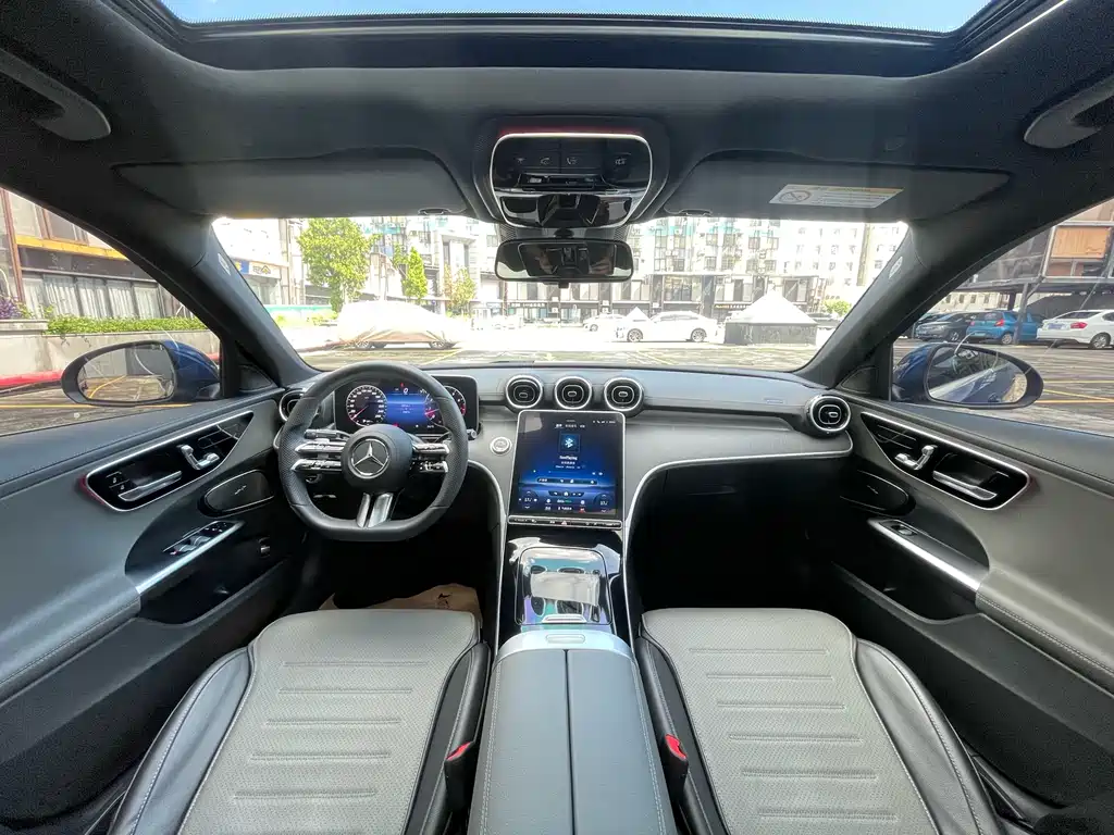 Mercedes-Benz C-Class 2022