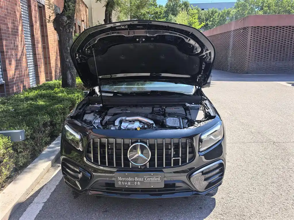 Mercedes-Benz GLB AMG 2025 — фото 9
