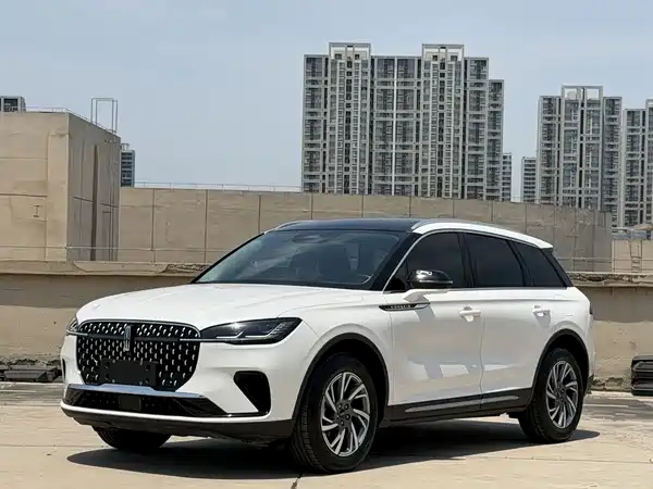 Lincoln Corsair 2023
