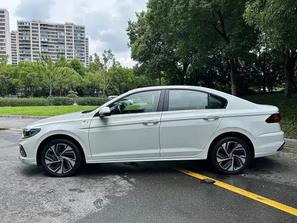 Volkswagen Bora 2024