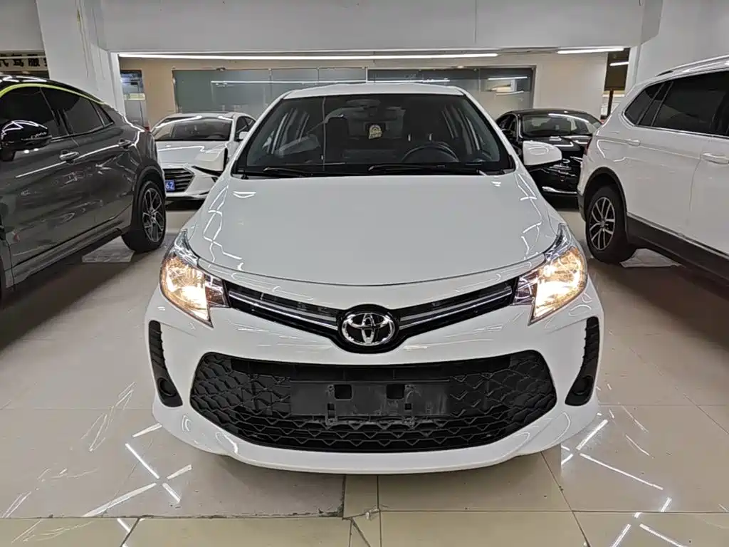 Toyota Vios FS 2022