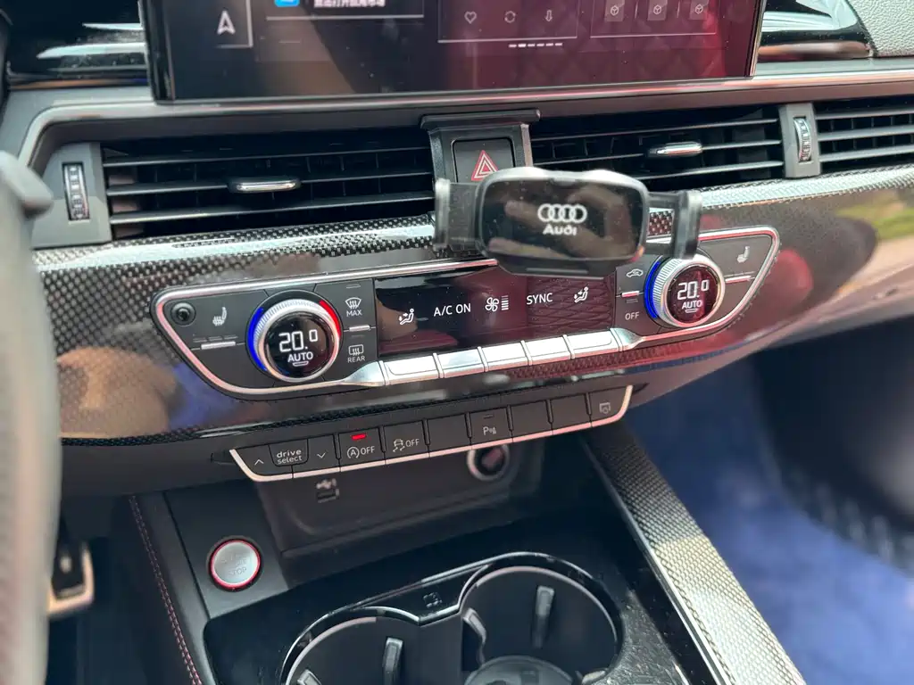 Audi S4 2022 — фото 14