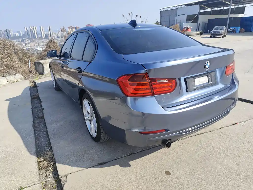 BMW 3 Series 2015 — фото 14