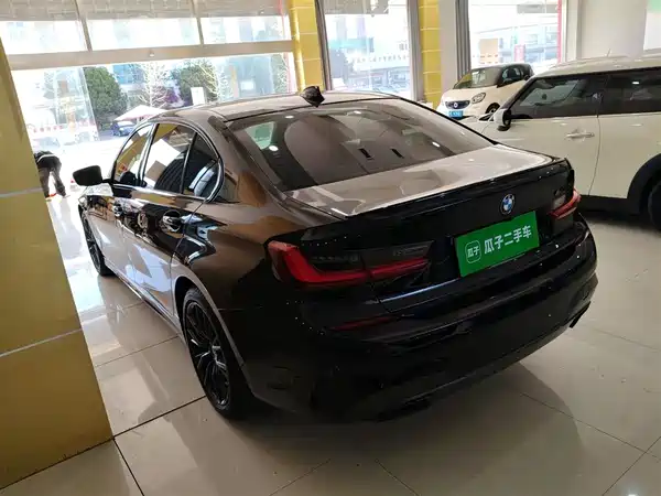 BMW 3 Series 2022