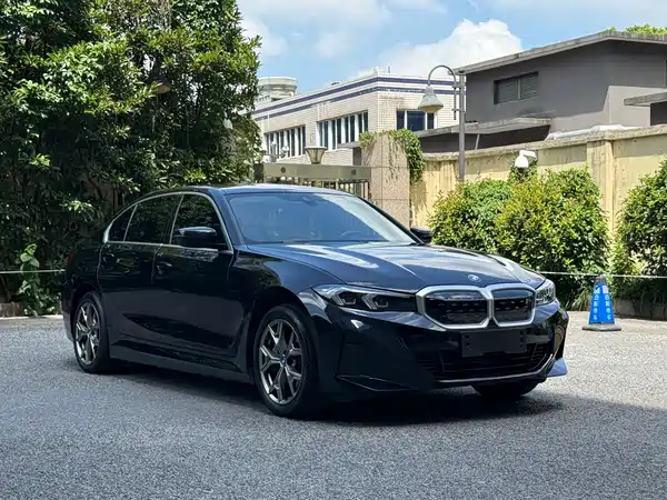 BMW i3 2022