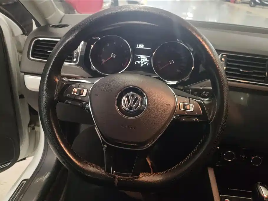 Volkswagen Sagitar 2019 — фото 15