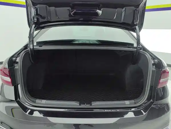 Volkswagen Lavida 2025