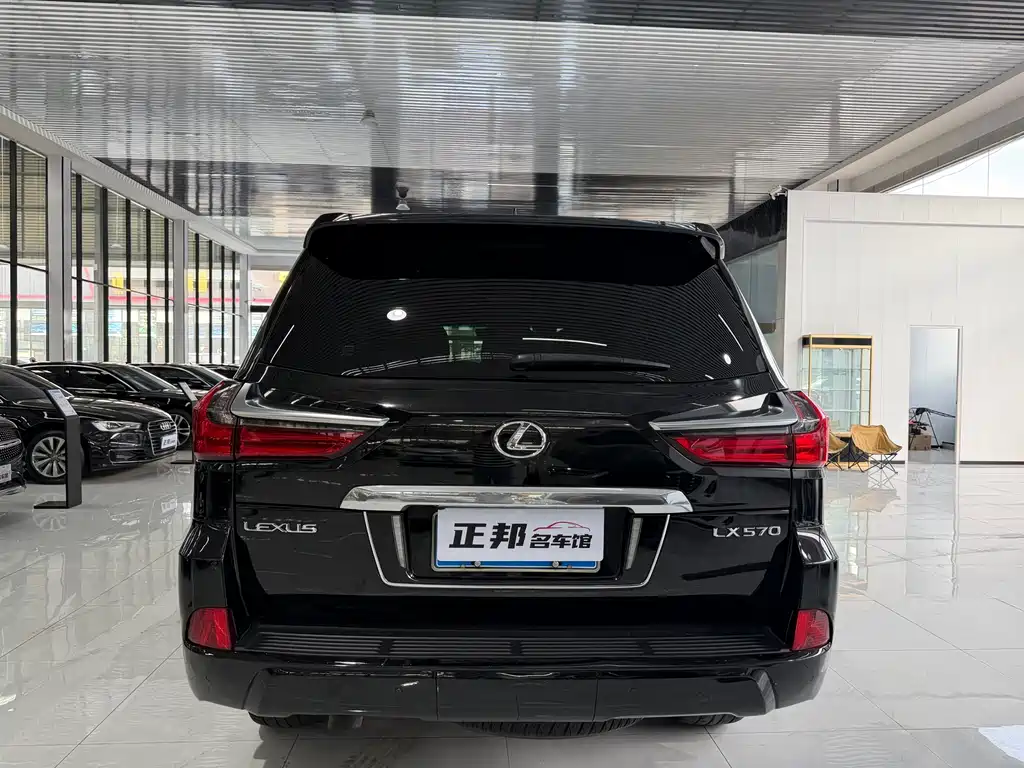Lexus LX 2020 — фото 4