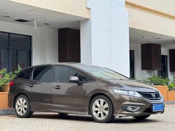 Honda Jade 2014