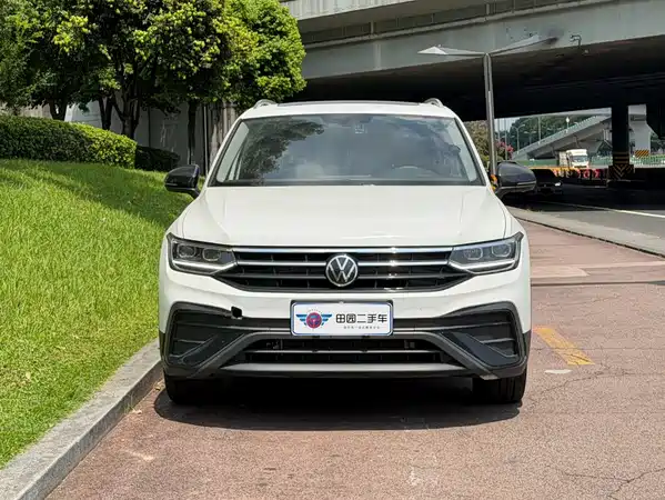 Volkswagen Tiguan L 2025