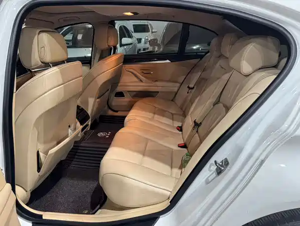 BMW 5 Series 2012
