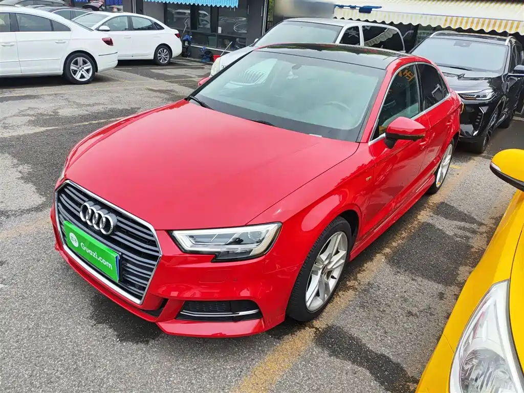 Audi A3 2019 — фото 1