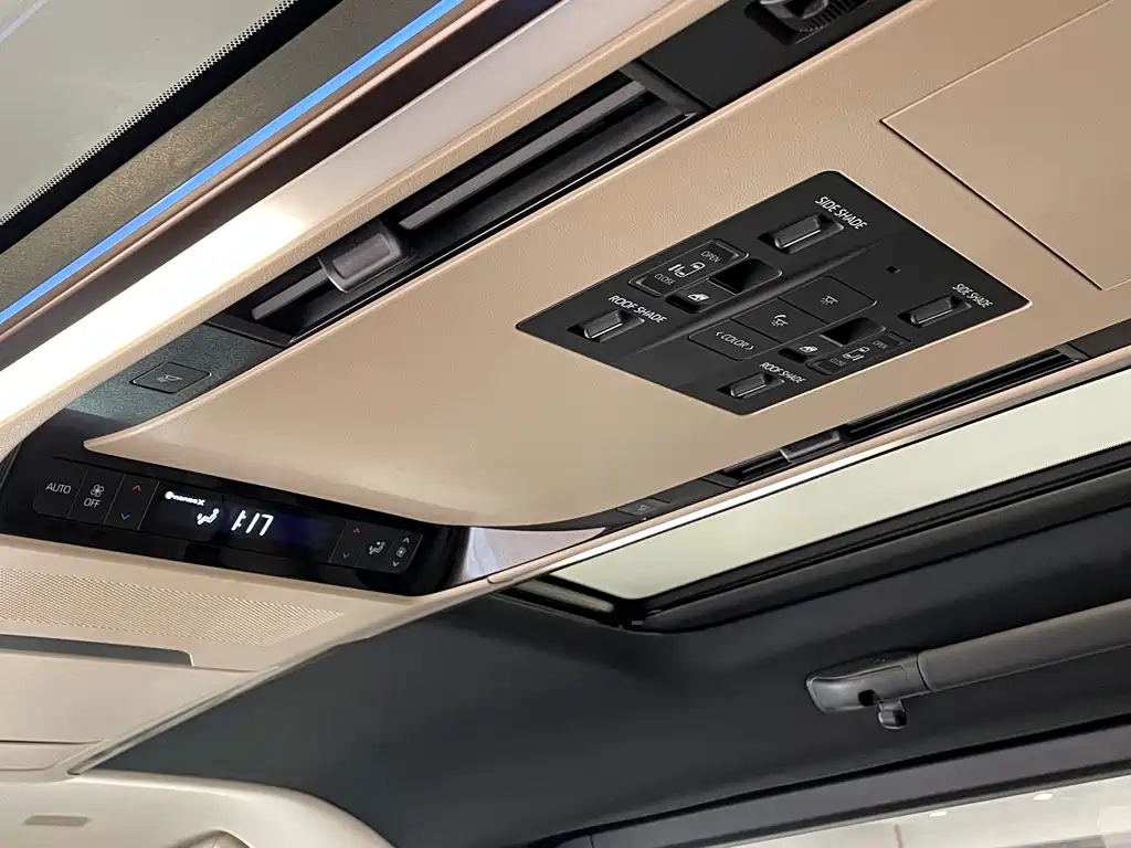 Toyota Vellfire 2024 — фото 19