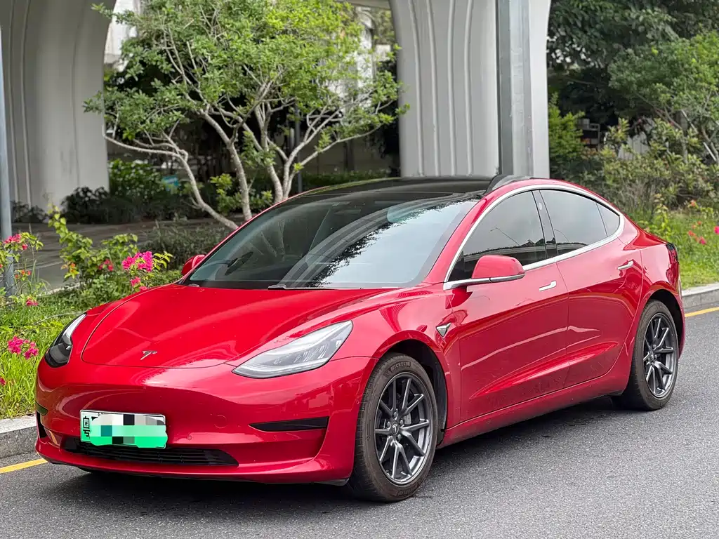 Tesla Model 3 2020 — фото 1