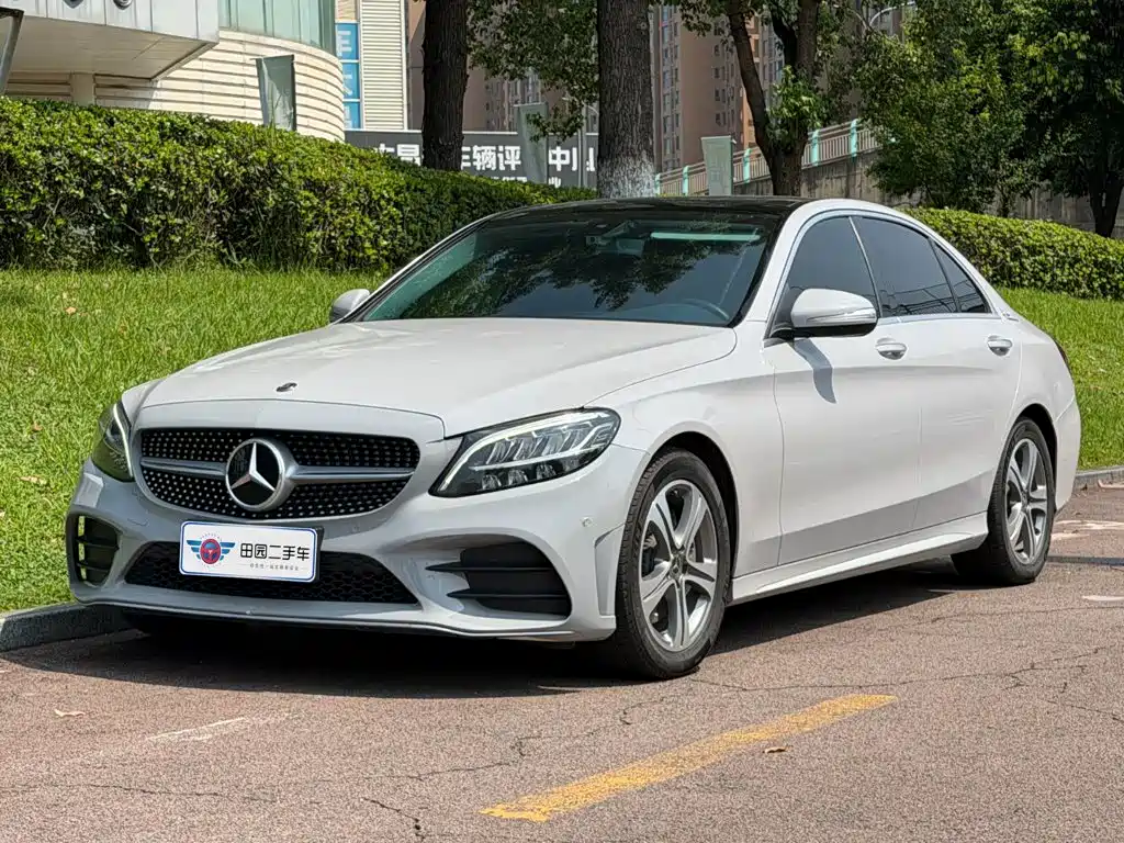 Mercedes-Benz C-Class 2019 — фото 1