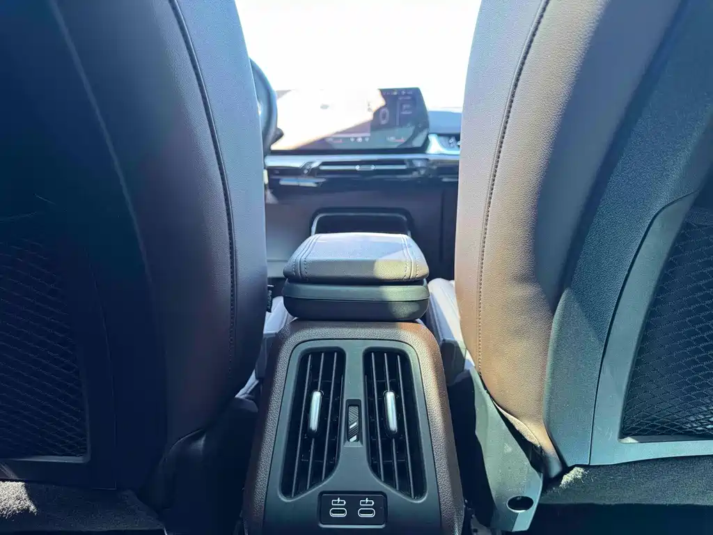 BMW X1 2023 — фото 18