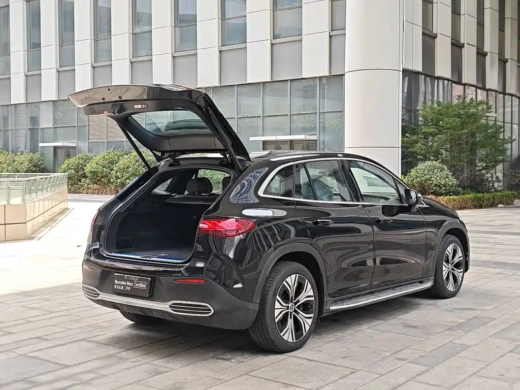 Mercedes-Benz EQE SUV 2025 — фото 10