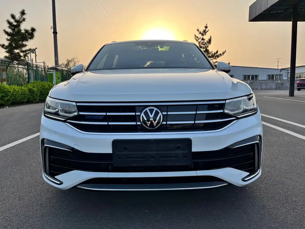 Volkswagen Tiguan L New Energy 2023 — фото 2